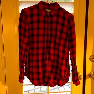 American eagle red and black plaid boyfriend cut size medium.